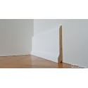 Battiscopa spessore mm 15 in legno massello Saronno bianco alto cm 9 con base larga