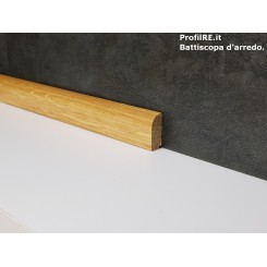 battiscopa Rovere massello basso 2 centimetri tondo verniciato