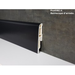 Battiscopa zoccolino nero in pvc resistente e antiumidità mm70x16