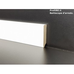 Battiscopa bianco basso da cm 5 resistente in mdf spessore 1 cm