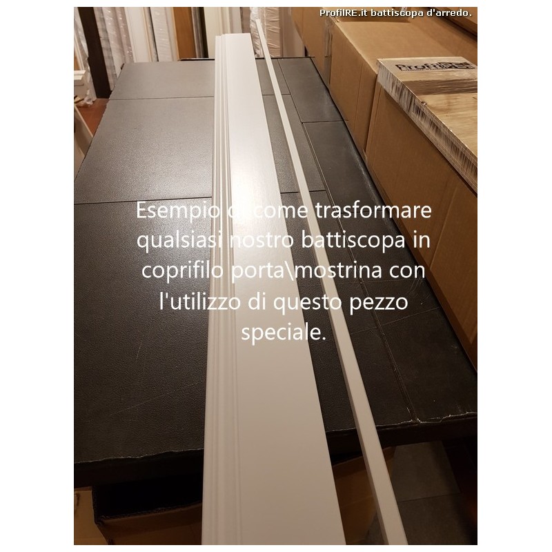 Coprifilo mostrina per trasformare i nostri battiscopa e posarli in  verticale