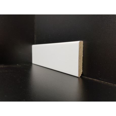 battiscopa bianco legno laccato basso quadro 5 centimetri moderno (2)