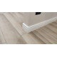 Battiscopa bianco modello MIlano alto 11 cm spessore mm 15 foto posato