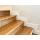 battiscopa alto bianco inglese su scale posato (2)