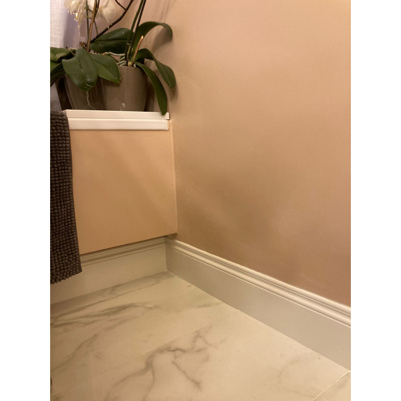 prezzo per metro lineare,inserire nella casella i metri NON il numero di aste battiscopa idrorepellente anti umidit/à HDF idrofugo inglese bianco ral 9016 alto cm 12 spessore 9 mm