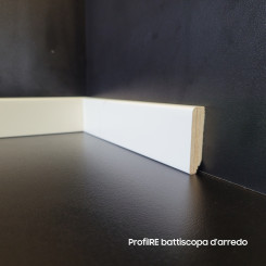 Battiscopa di 4 cm bianco ral 9010 impiallacciato vero legno moderno spessore mm 10
