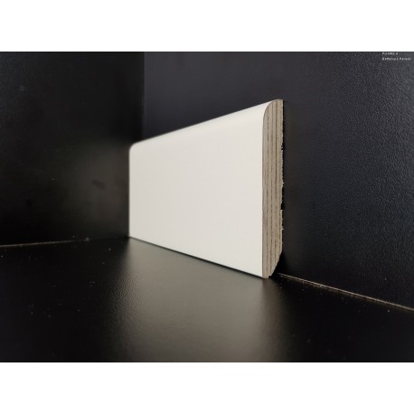 battiscopa bianco ral 9001 perla in legno bordo tondo alto cm 8 spessore mm 13