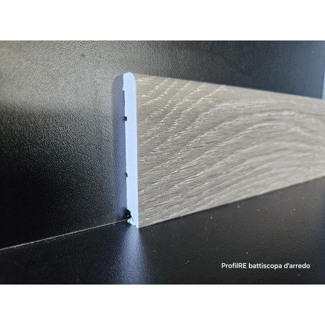 Battiscopa per pavimenti SPC in pvc espanso decoro Rovere grigio chiaro stromboli impermeabile di cm 7,5 