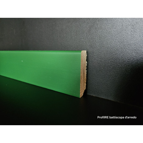 Battiscopa ral 6001, alto 5 cm con spessore mm 13 squadrato verniciato ral verde smeraldo