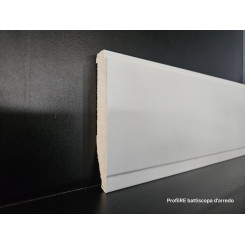 Battiscopa moderno in mdf alto cm 10 con spessore mm 16, colore bianco squadrato