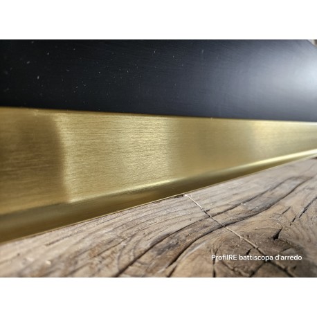 Battiscopa in vero allumiion effetto oro spazzolato extra resistente alto cm 6 uno zoccolino oro molto brillante