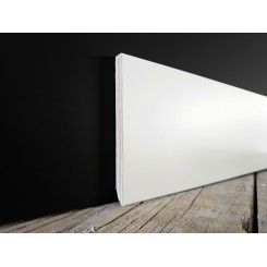 Battiscopa di 13 cm bianco ral 9010 spessore mm 13 bordo quadro moderno.