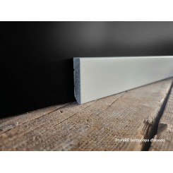 Battiscoipa HDF anti umidità basso, di 5 cm con spessore mm 9 verniciato ral 9010