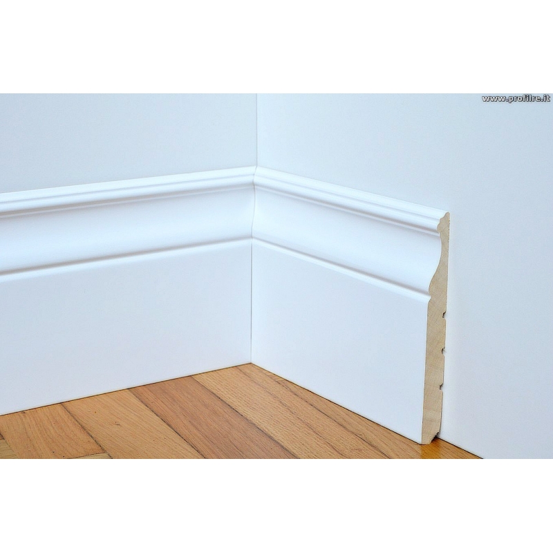 Battiscopa in legno laccato bianco sagomato inglese cagliari alto ... Verniciare legno laccato